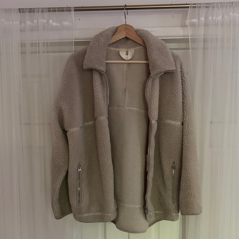 ARKET Cozy Beige Sherpa Teddy Jacket - Small